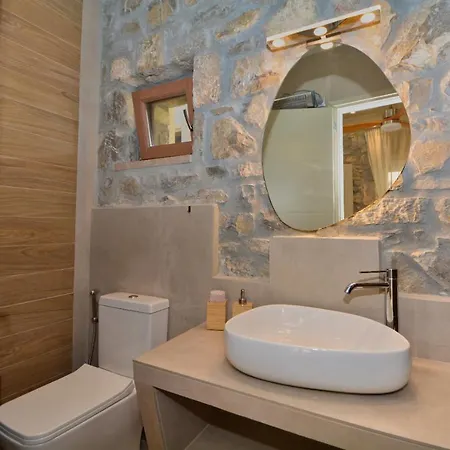Villa Sea-Front Jacuzzi & Garden Luxury 