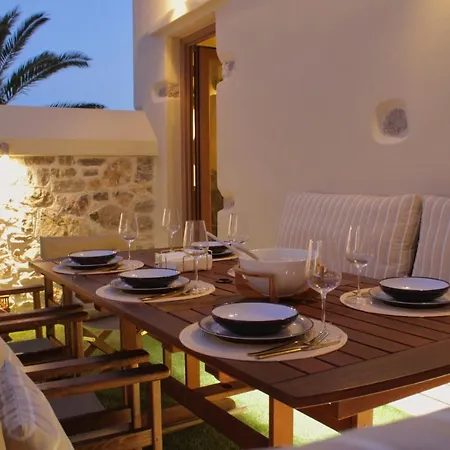 Sea-Front Jacuzzi & Garden Luxury 