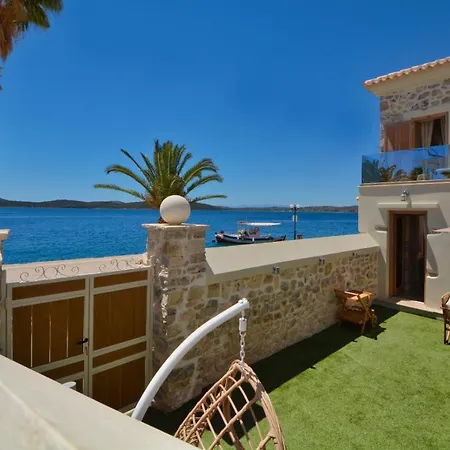 Sea-Front Jacuzzi & Garden Luxury 