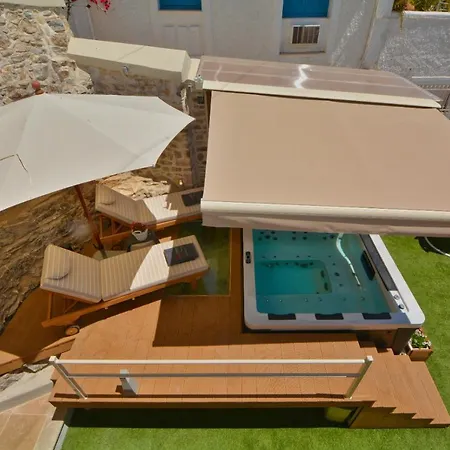 Sea-Front Jacuzzi & Garden Luxury 